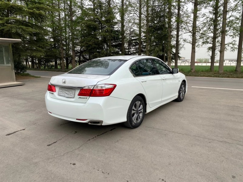 徐州16年本田雅阁5