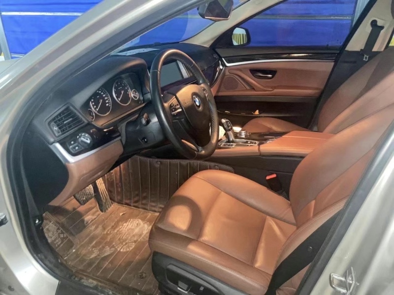 成都14年宝马5系7