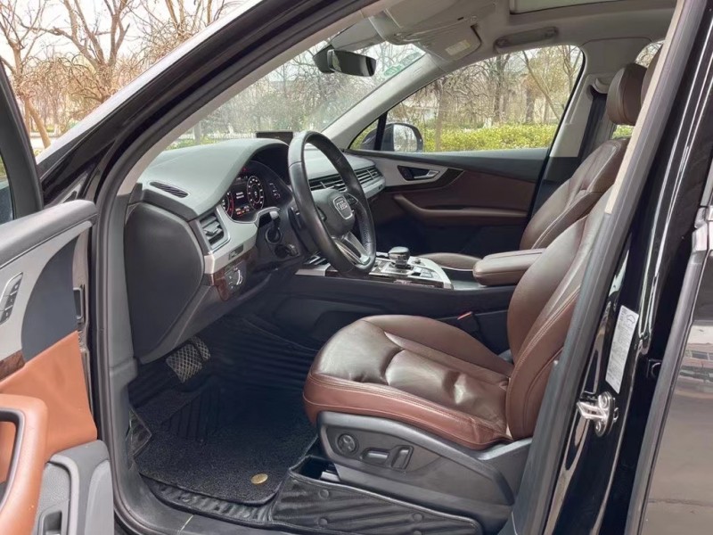 盐城17年奥迪Q76