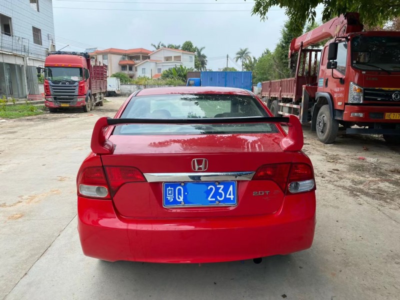 广州10年本田思域8