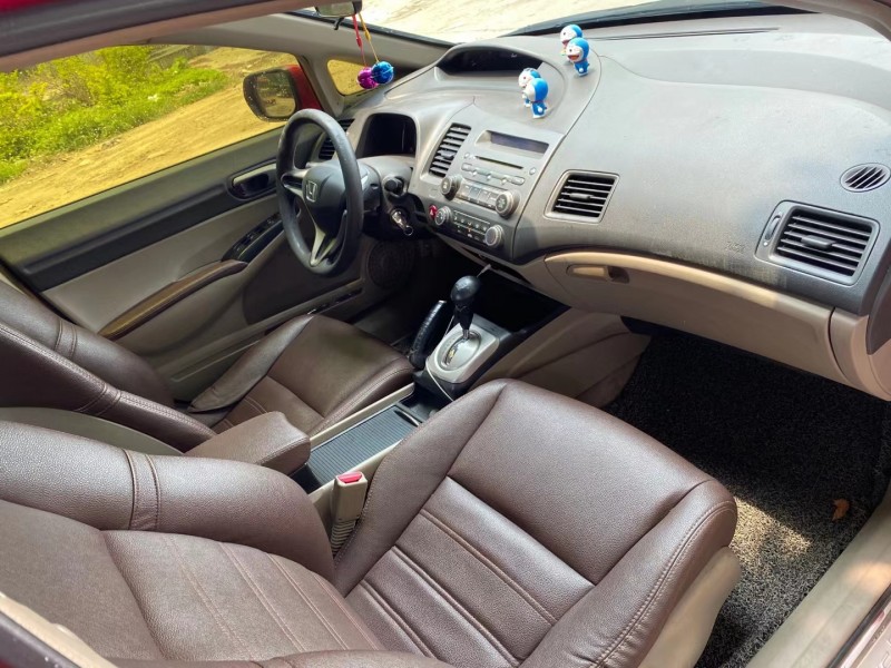 广州10年本田思域2