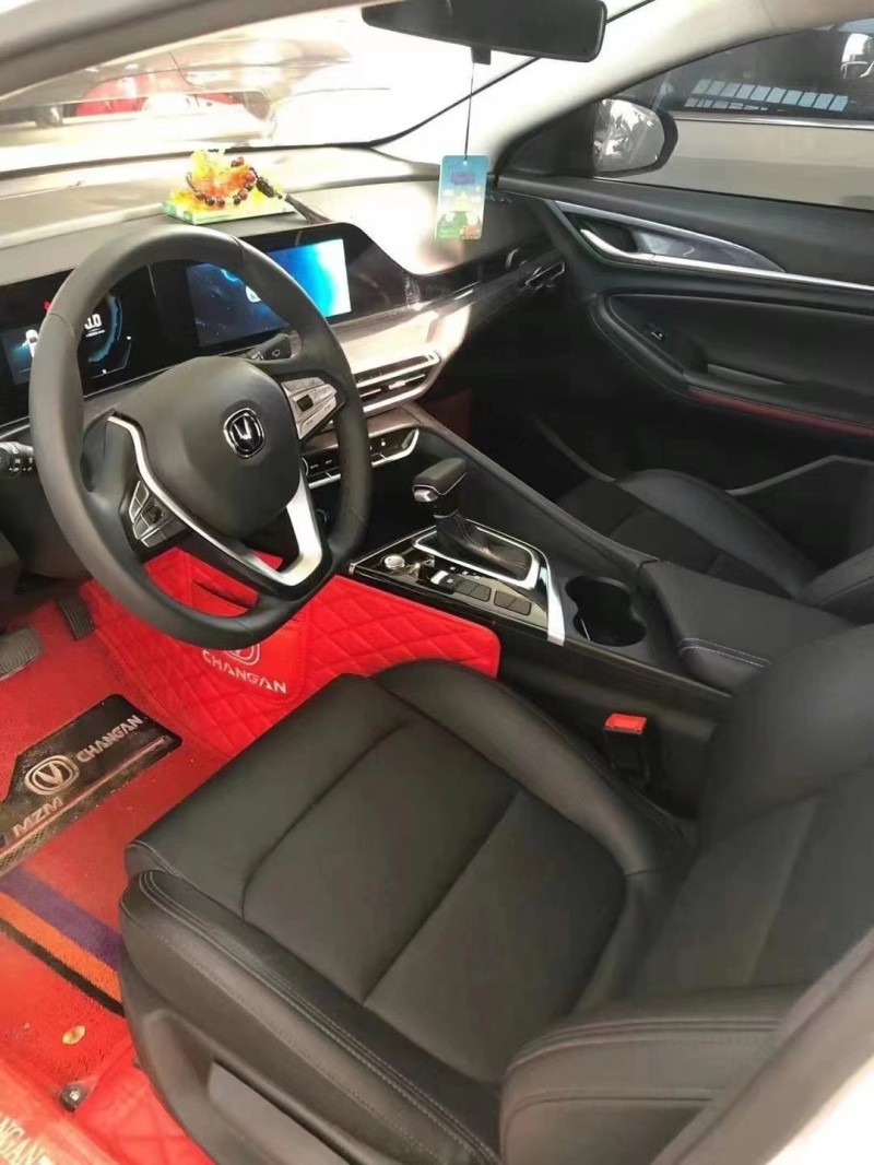 貴陽20年長安汽車逸動3