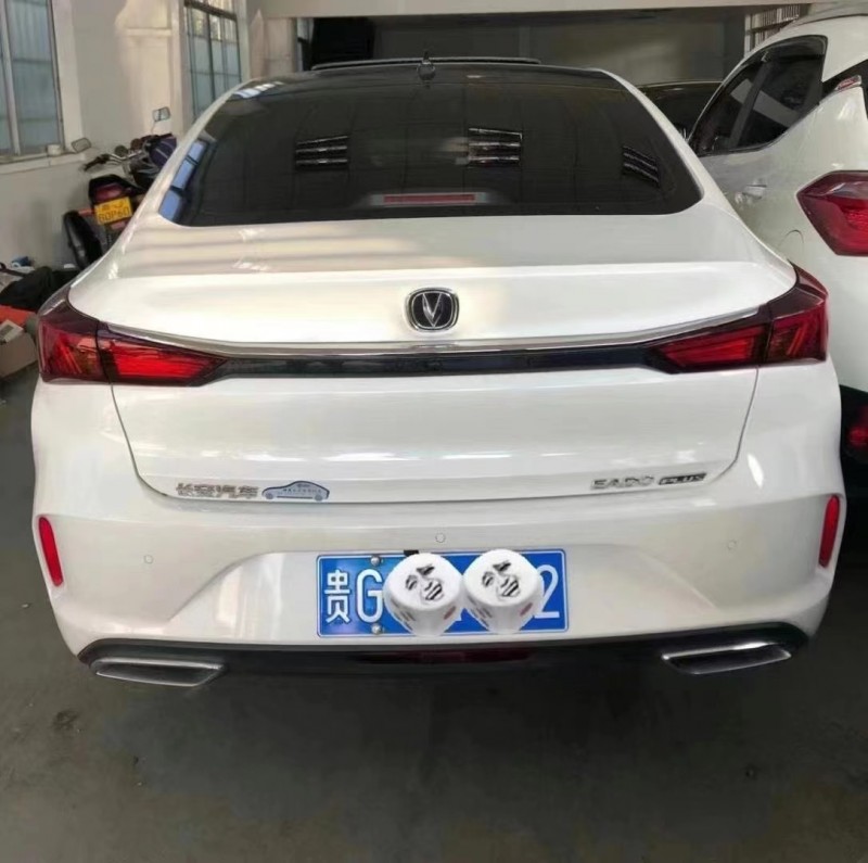 貴陽20年長安汽車逸動6