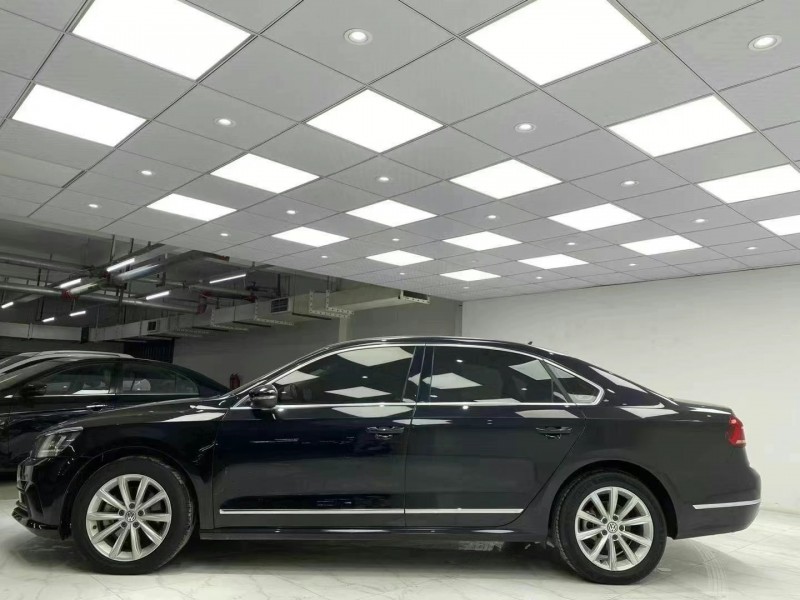 成都17年大众帕萨特7