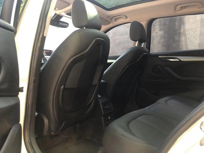 保定17年宝马X16