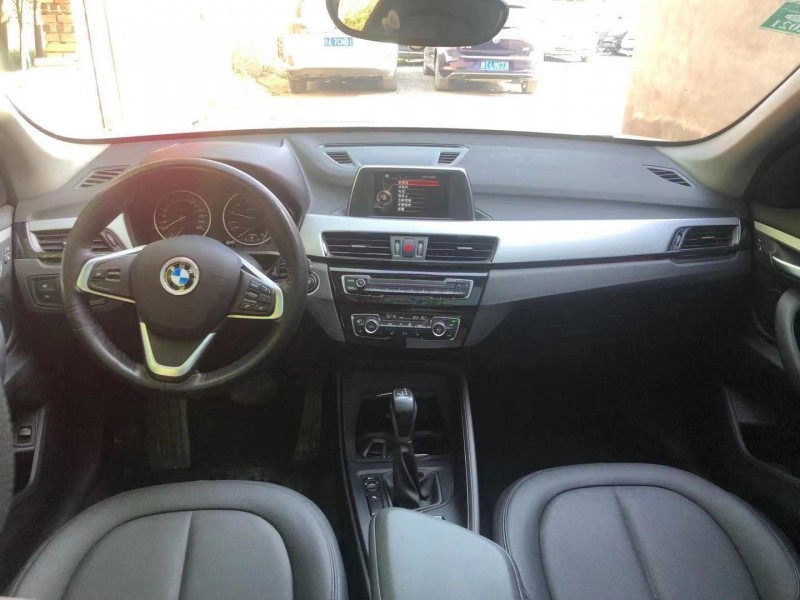 保定17年宝马X19