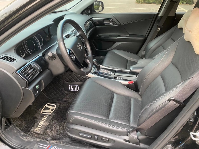 徐州17年本田雅阁4