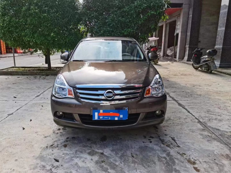 益阳13年日产轩逸1