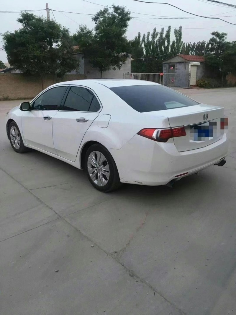 潍坊13年本田思铂睿8