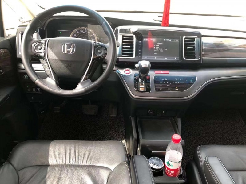 徐州17年本田艾力绅5