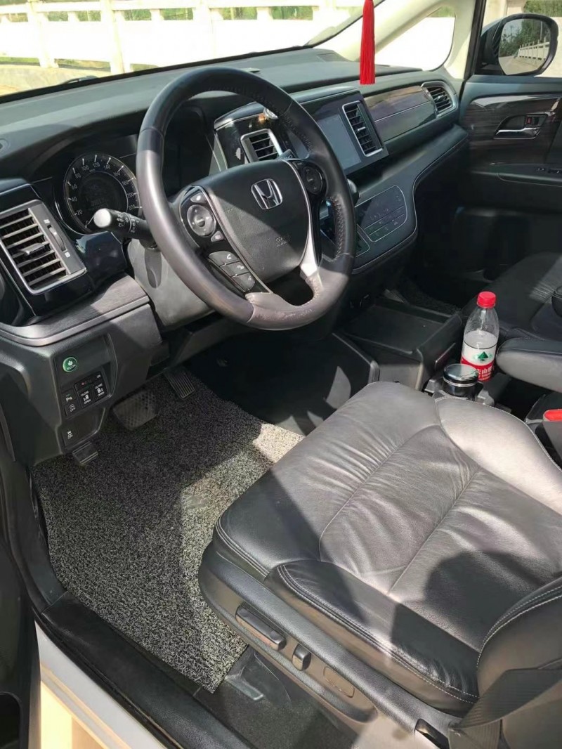 徐州17年本田艾力绅6