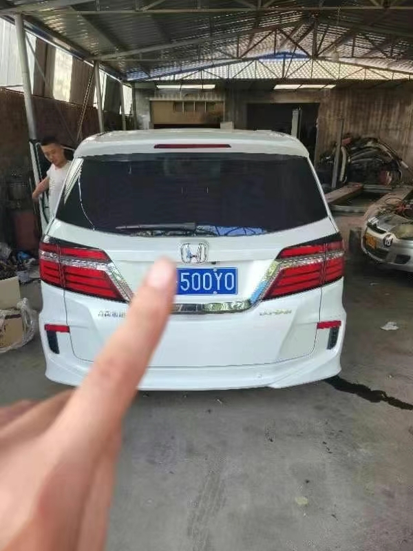 武汉18年本田艾力绅5