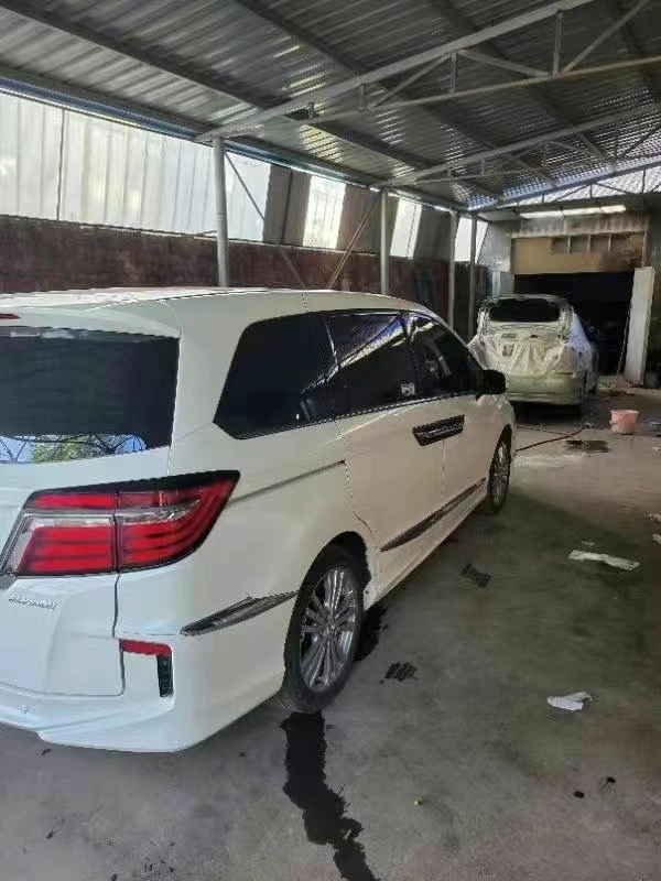 武汉18年本田艾力绅4