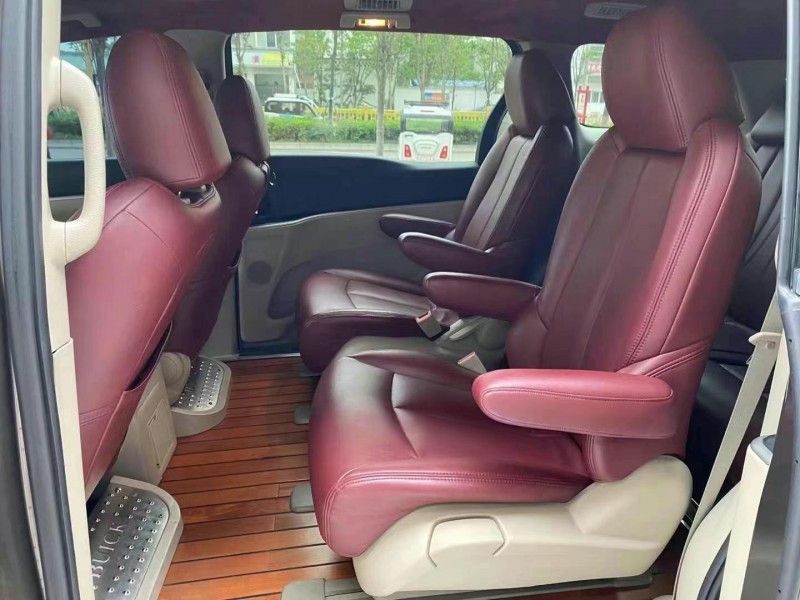 徐州18年别克GL84