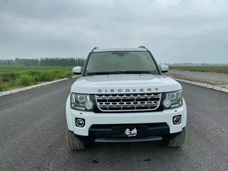 青岛16年路虎发现41