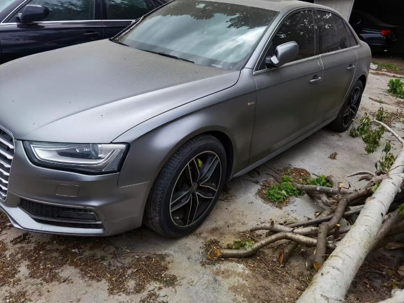 青岛13年奥迪A4L3