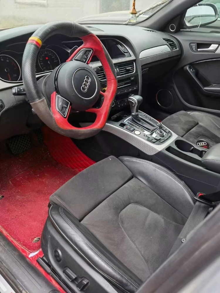 青岛13年奥迪A4L8