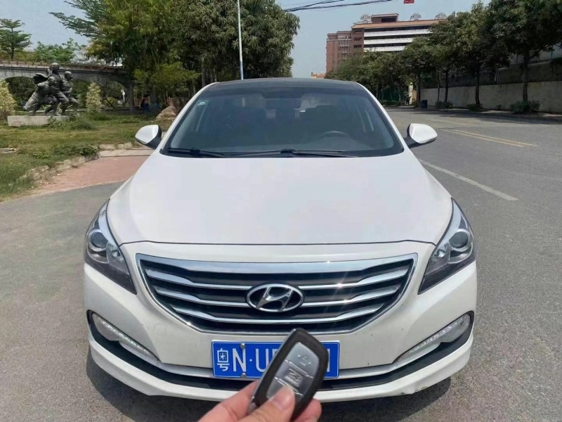 广州17年现代名图1