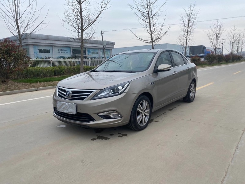 20 万品牌:逸动表显里程8万公里以上上牌时间2017-06排放标准1.