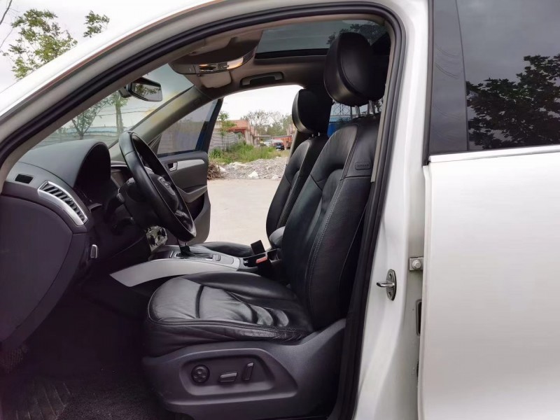 青岛10年奥迪Q58