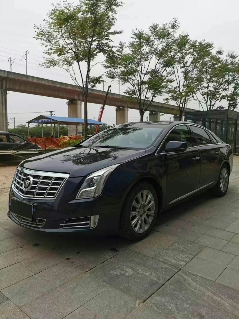 宜昌14年凱迪拉克XTS3