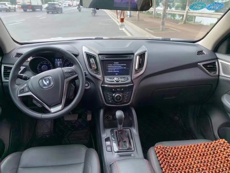 郴州17年長安汽車CS754