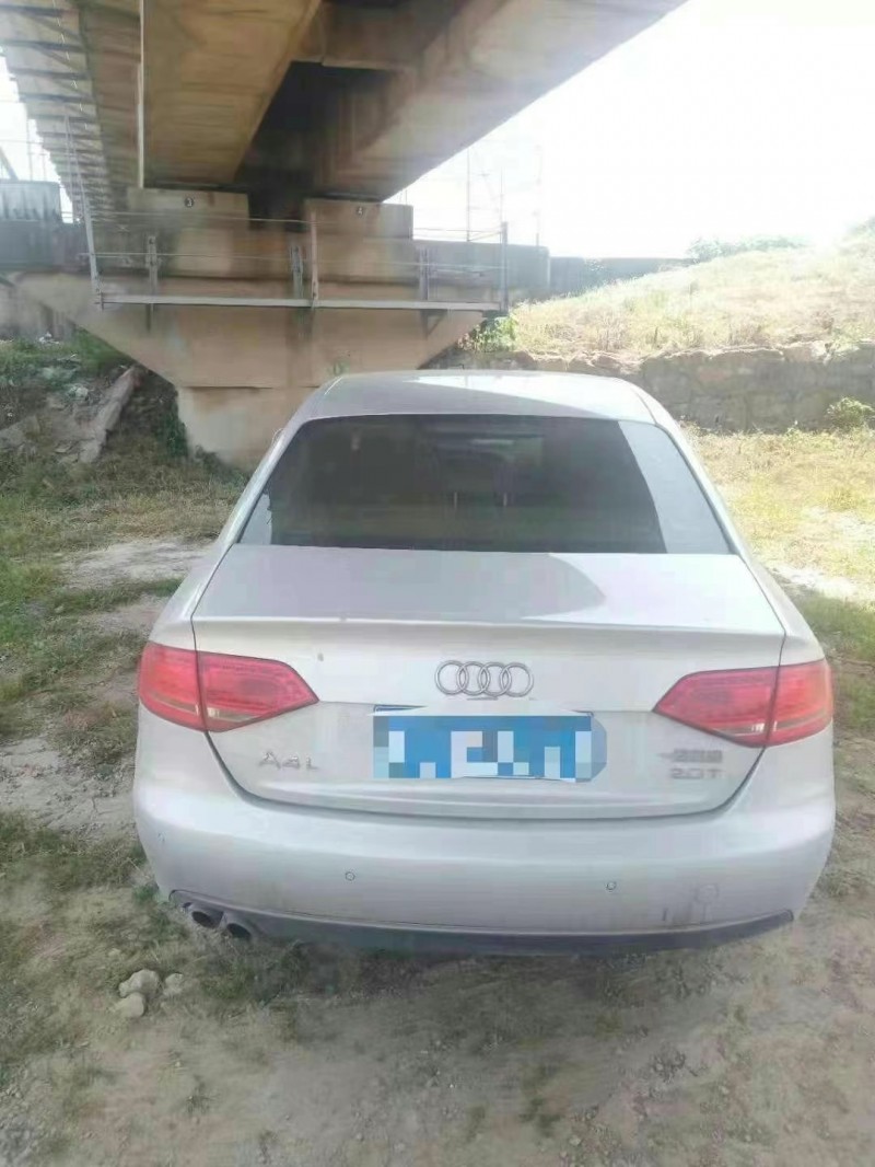 臺州12年奧迪A4L8