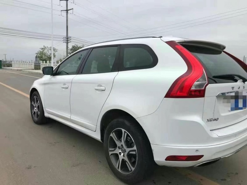 泰安14年沃爾沃XC607