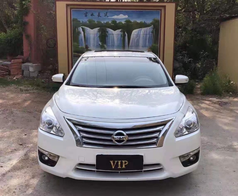 潍坊16年日产天籁6