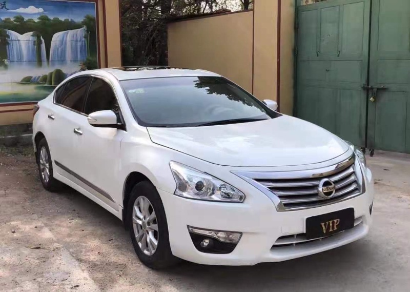 潍坊16年日产天籁1