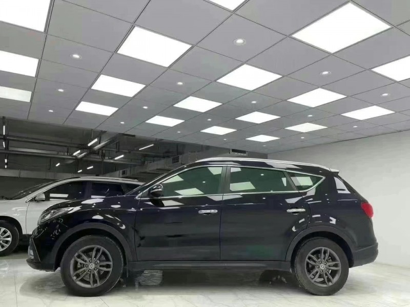 成都20年东风风光7