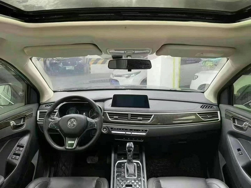 成都20年东风风光5