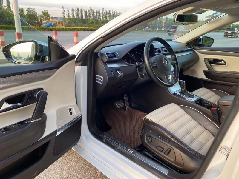 保定14年大众CC3