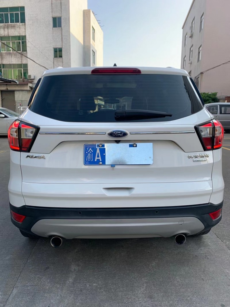 中山19年福特翼虎4