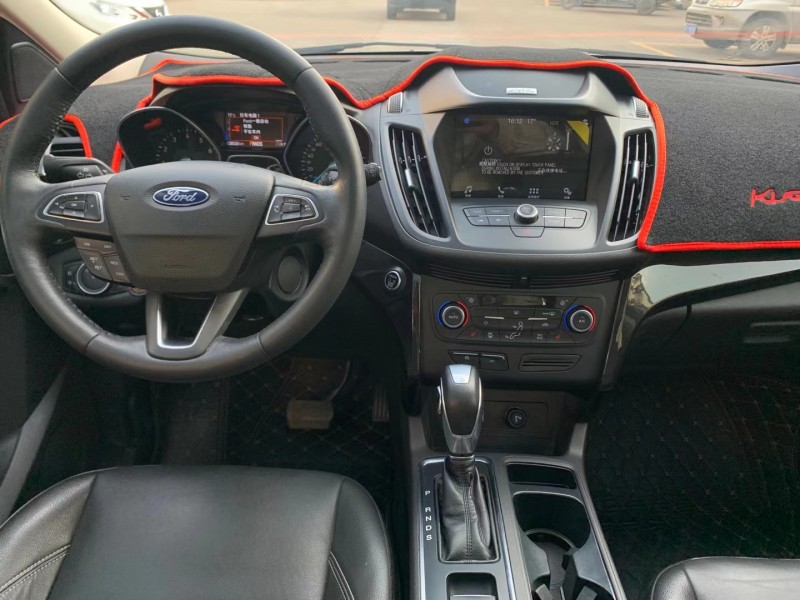 中山19年福特翼虎8