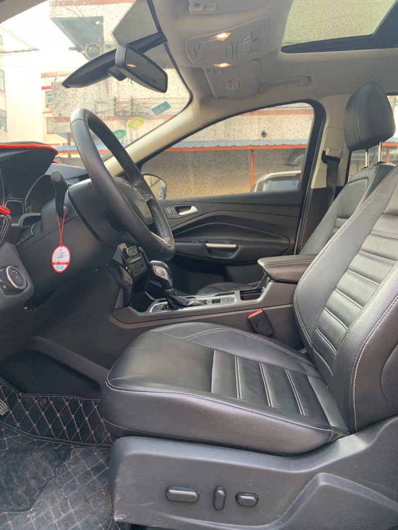 中山19年福特翼虎9