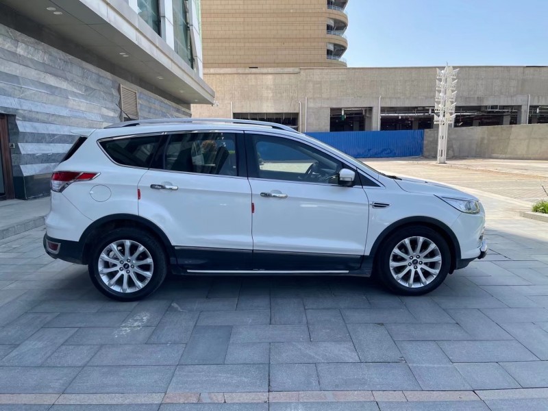 烟台15年福特翼虎3