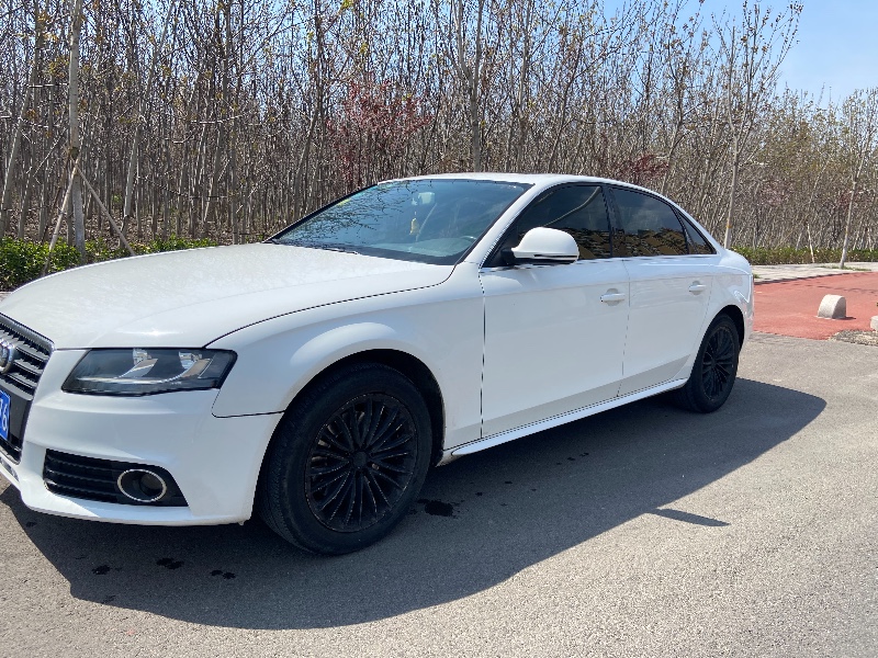 潍坊10年奥迪A4L8