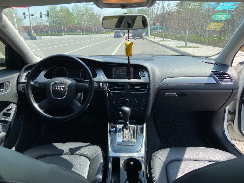 潍坊10年奥迪A4L9