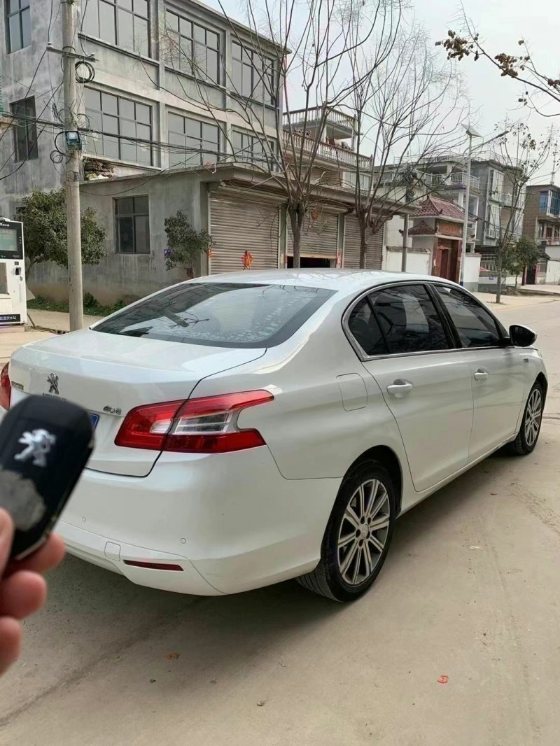 阜陽17年標致4085