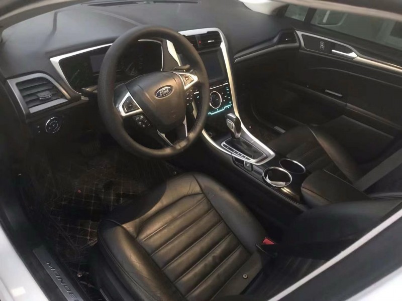 济宁16年福特蒙迪欧4