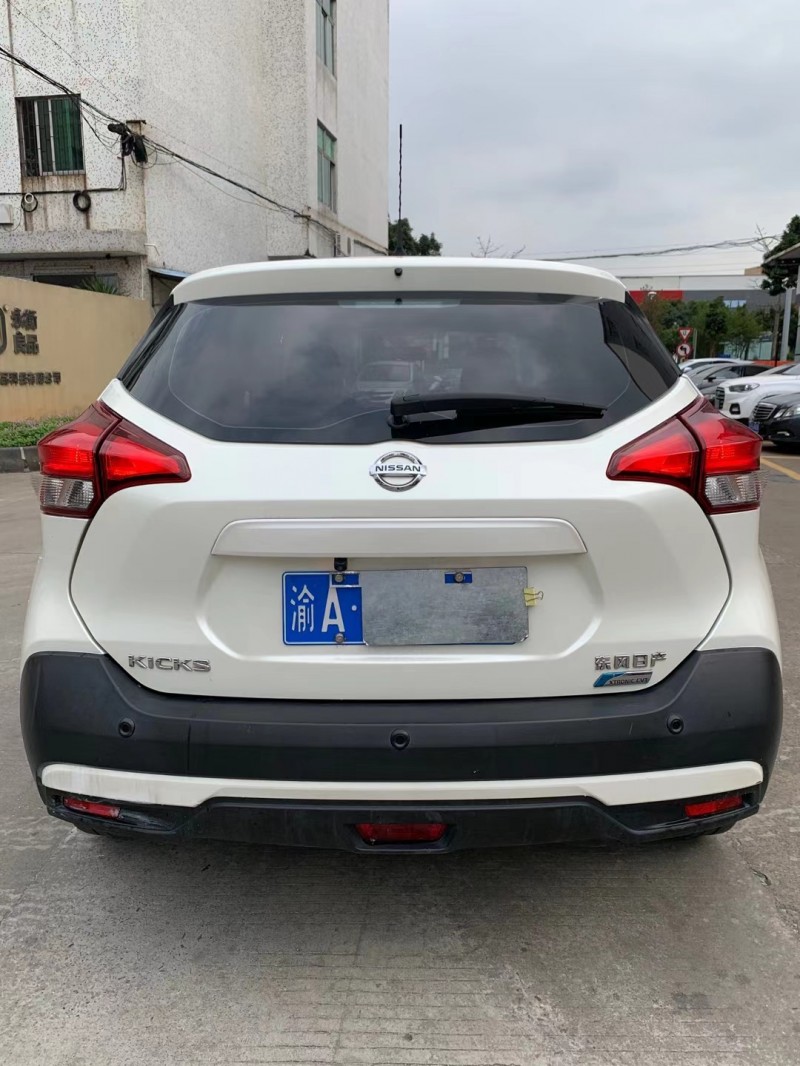 中山18年日产劲客5