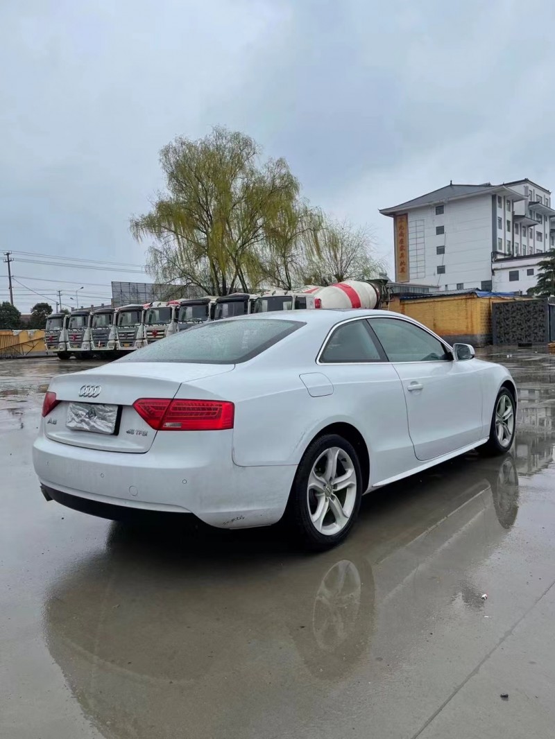 徐州17年奥迪A54