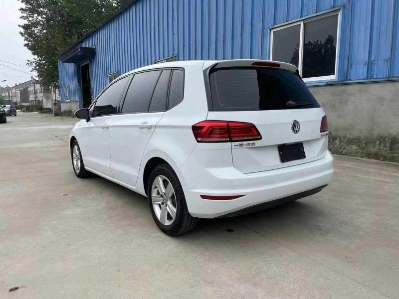 武汉17年大众高尔夫·嘉旅6