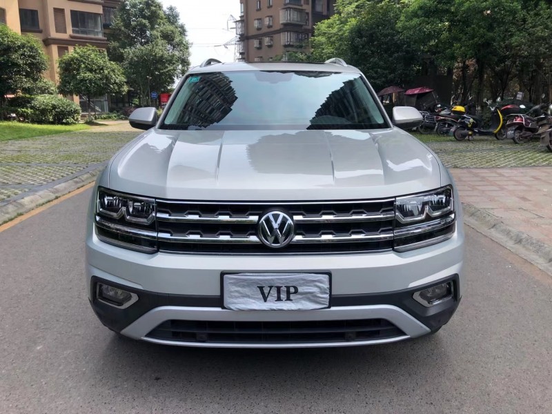 成都17年大众途昂1