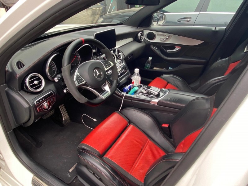 青岛15年奔驰AMG C634