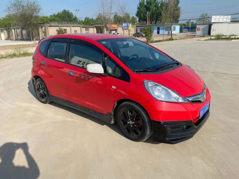 枣庄14年本田飞度2