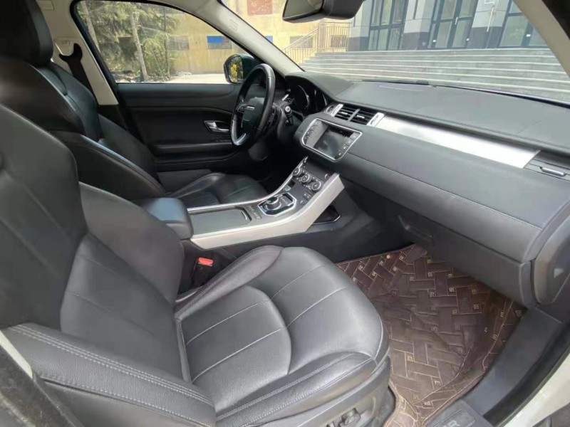 烟台17年路虎极光1