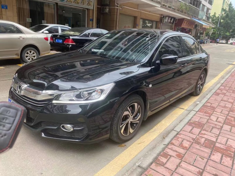 广州18年本田雅阁2