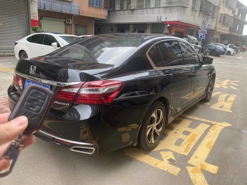 广州18年本田雅阁7